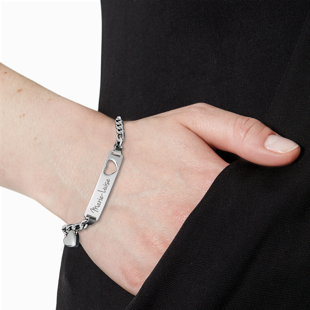 Silber Armband mit Herzstanze - Name Gravur