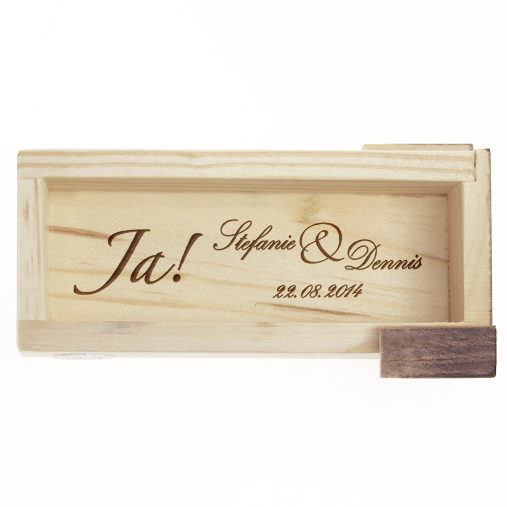 Magische Geschenkbox mit Gravur zur Hochzeit - Dunkles Holz