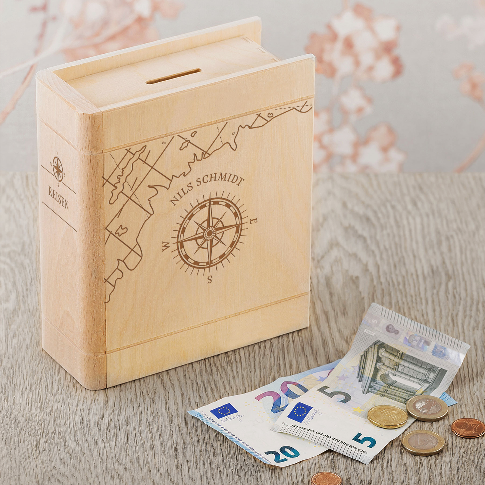 Gravierbare Holz Spardose als persönliche Reisekasse, Sparbuch mit Namensgravur - originelles Geldgeschenk, personalisierte Sparbüchse - Kompass Mot