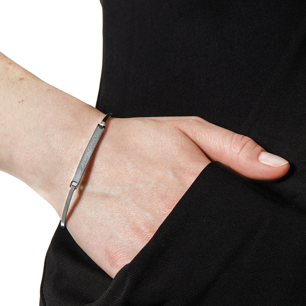Armreif mit Gravur - Farbe Silber - Personalisiert, partnerschmuck, armband mit gravur, Geschenke für den Partner, armbänder damen