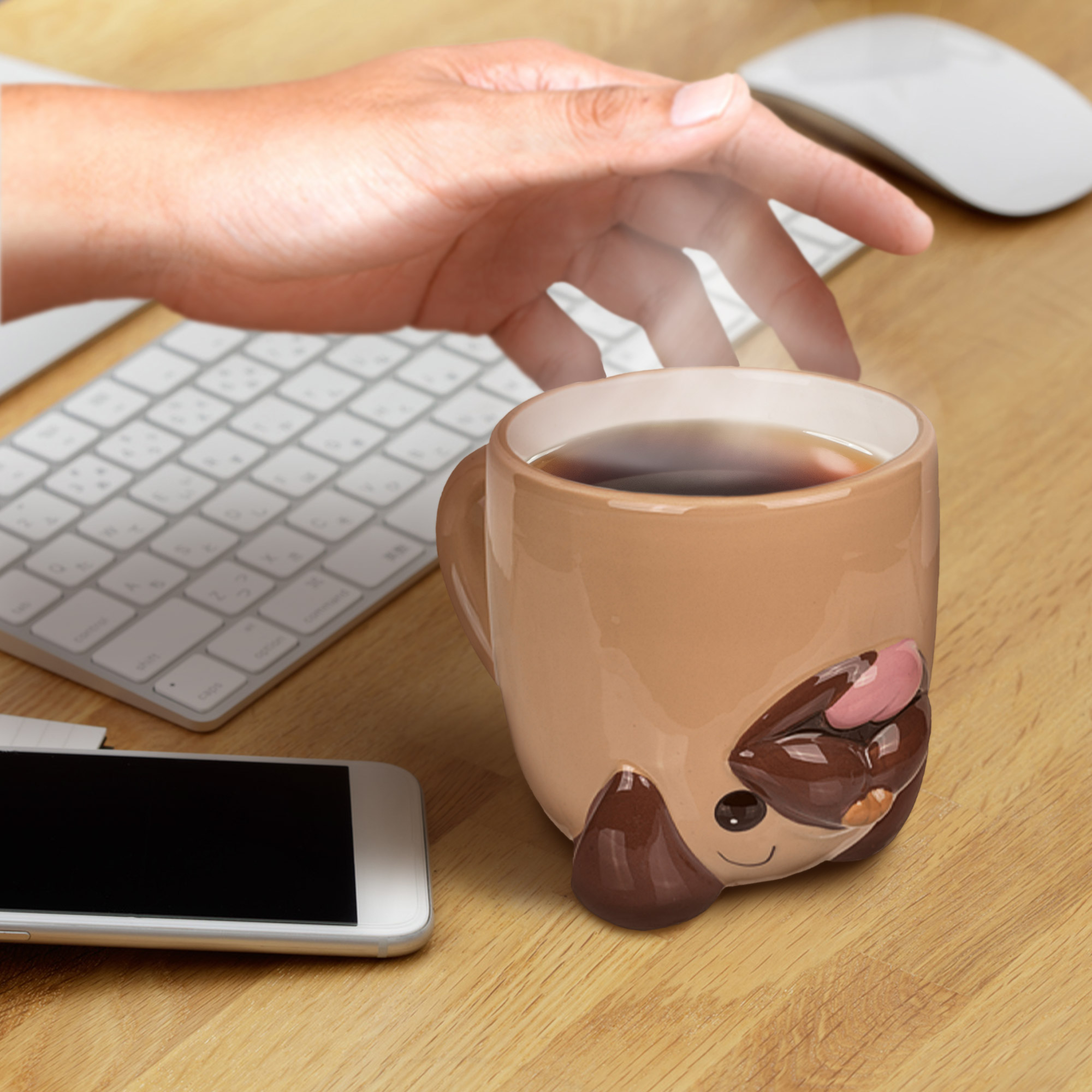Besondere Tasse in Hundeform, Keramiktasse im Mopd Design, Kaffeetasse aus Keramik, Hundetasse für Heißgetränke, Tier Tasse für Hundefreunde