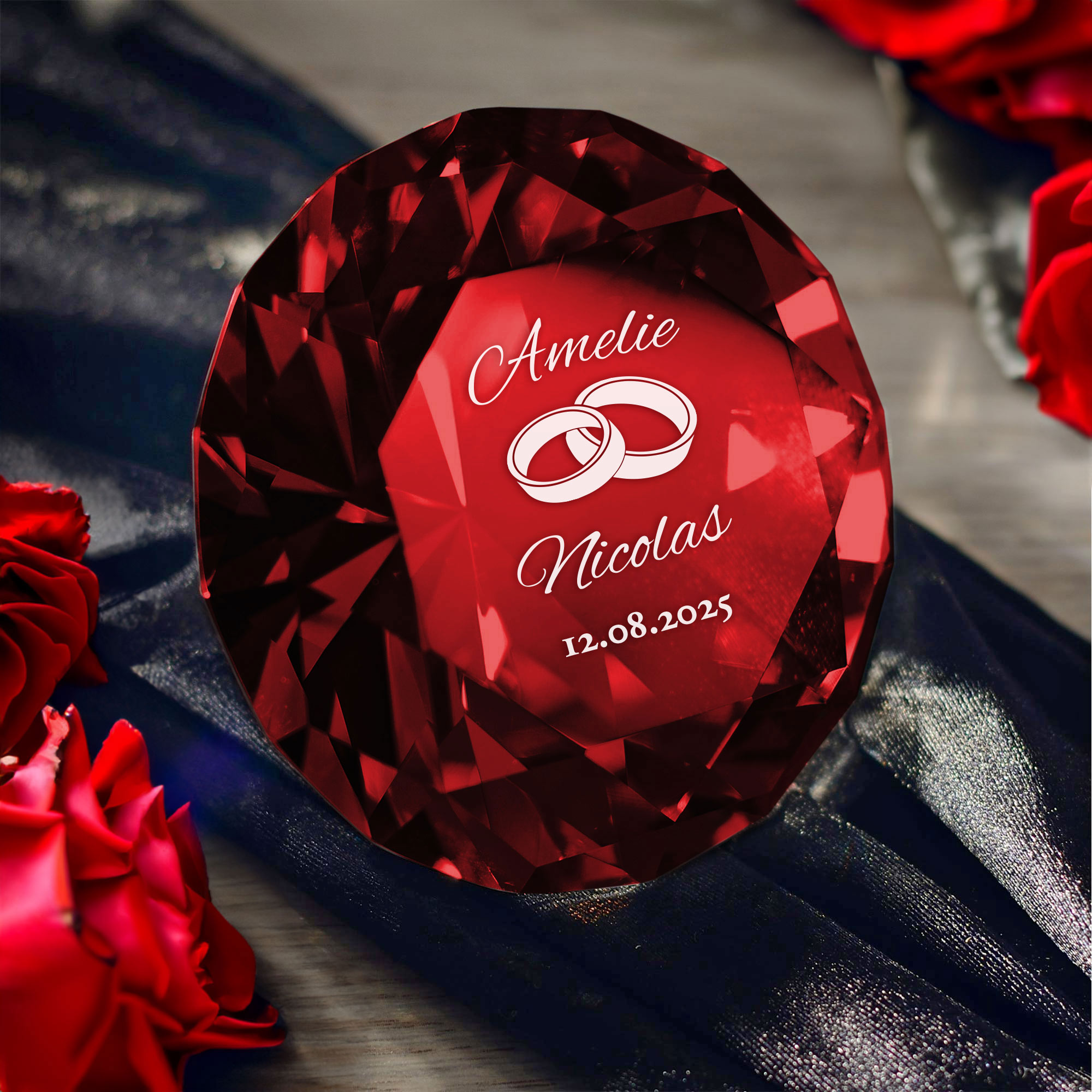 Roter Diamant Kristall zur Hochzeit mit Gravur - Ringe