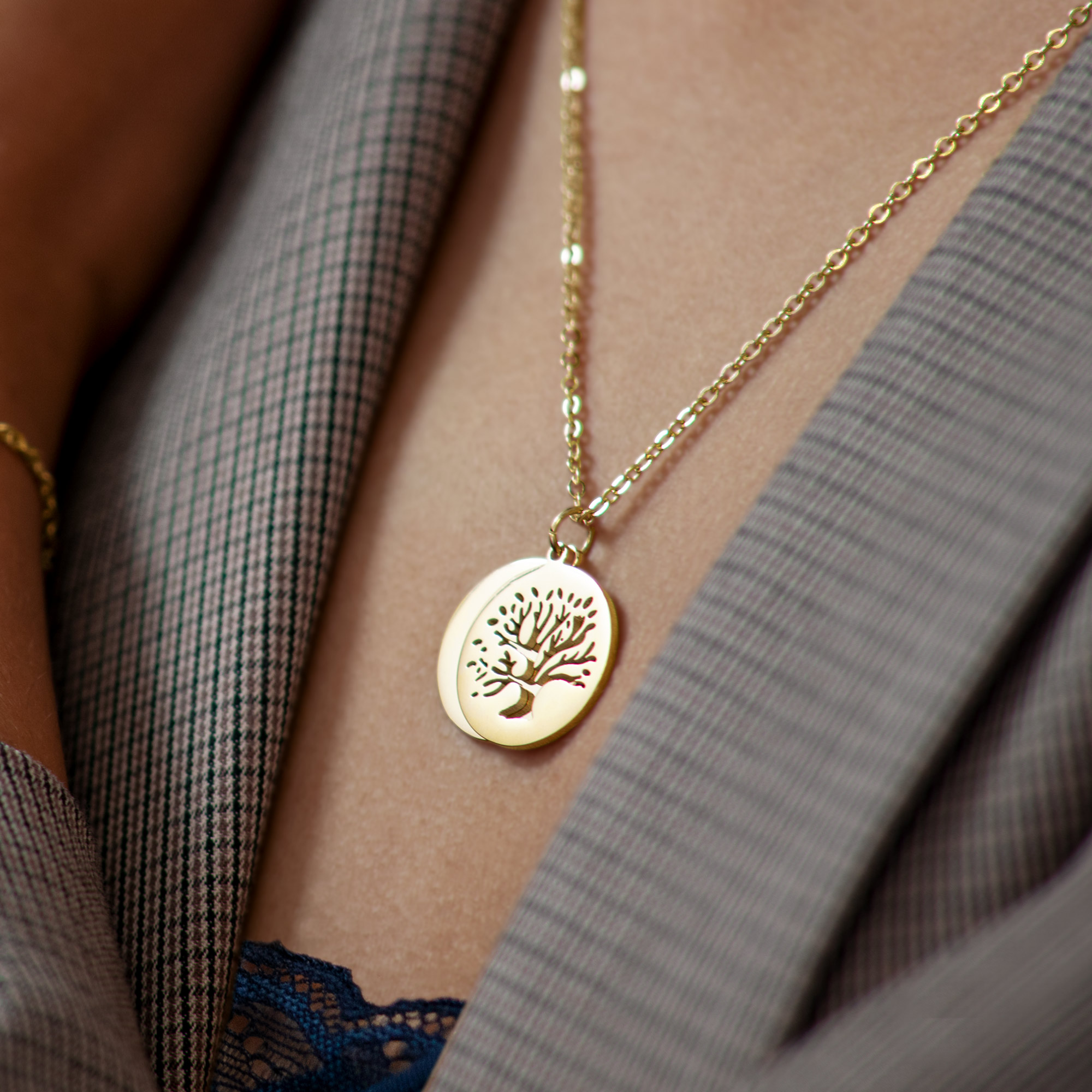 Kette mit Gravur und Lebensbaum-Anhänger - Jahresringe - Gold