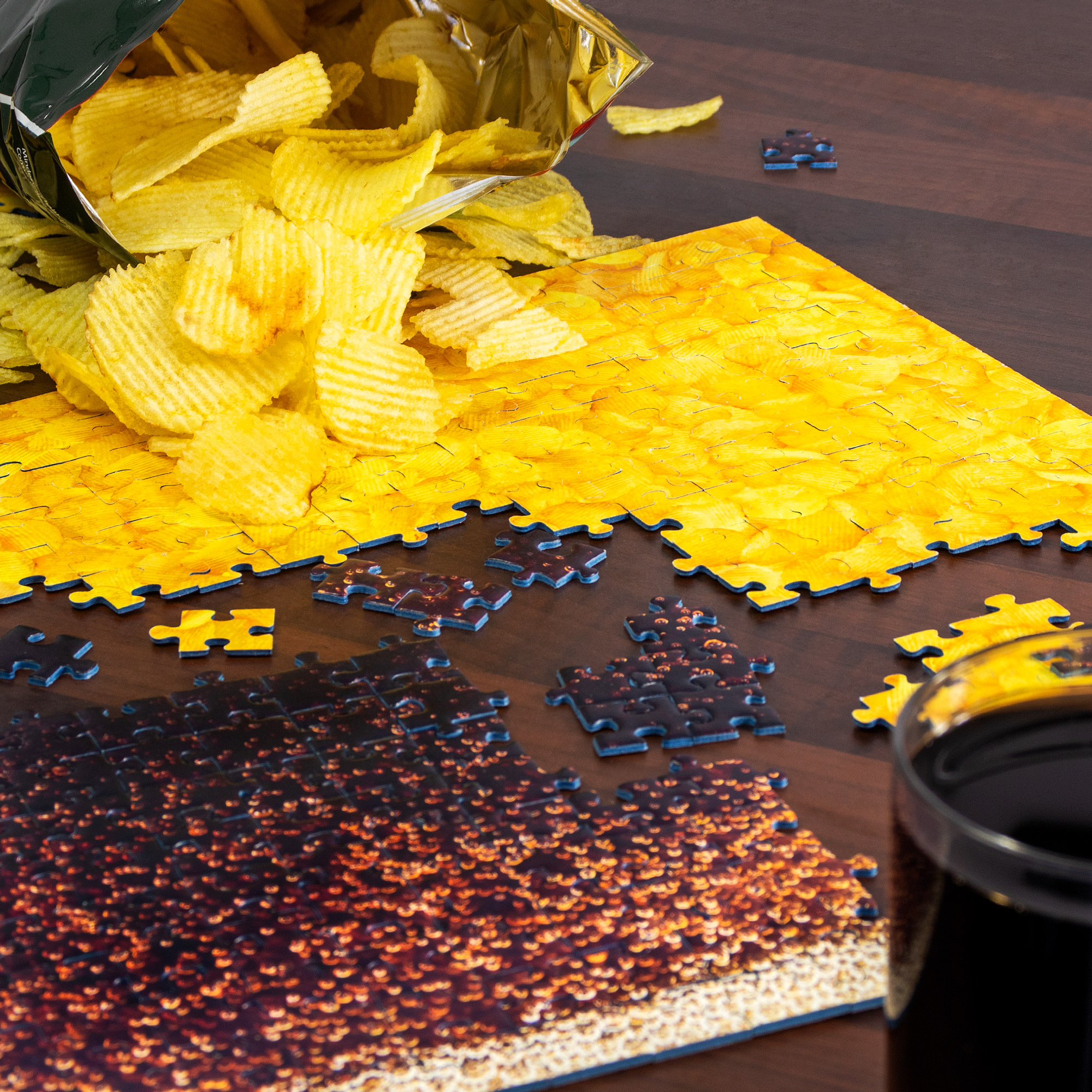 Unmögliches Puzzle - Chips und Cola