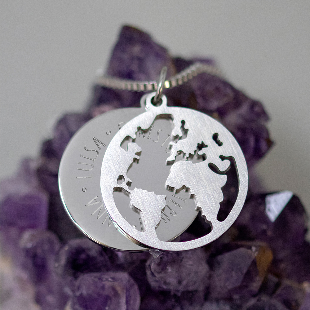 Kette mit Anhänger Welt - Namen - Silber