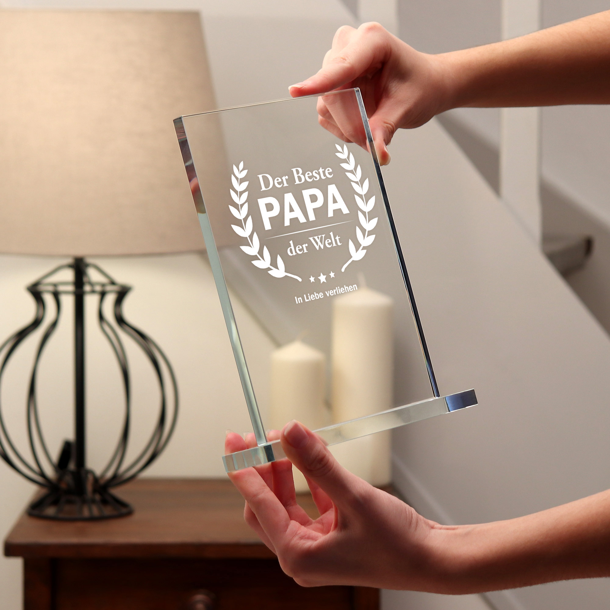 Pokal aus Glas für Papa, Gravierte Glasdeko als Vatertagsgeschenk, Glastrophäe mit Gravur für den Vater, Trophäe aus Glas als Geschenk zum Vaterta