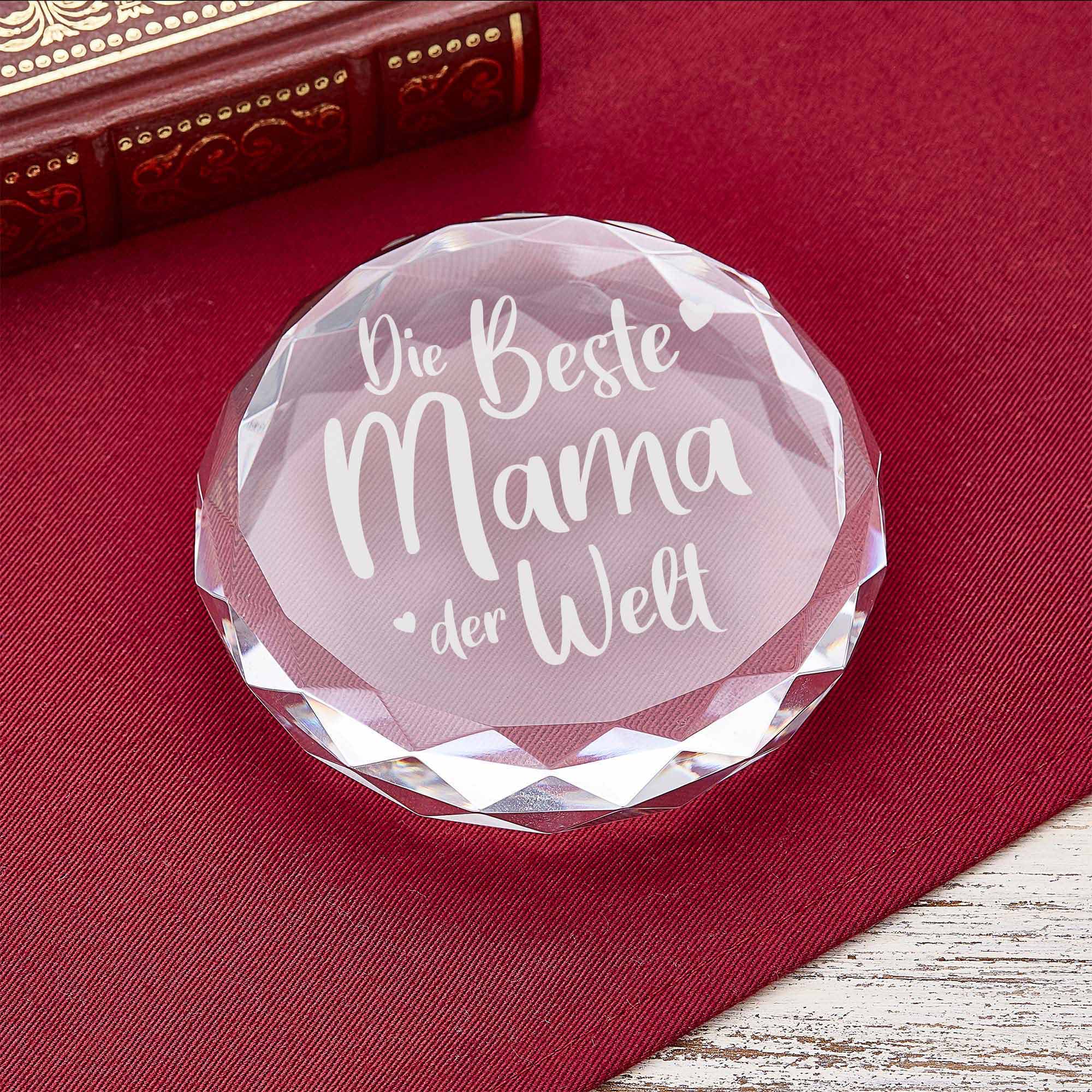 Glasdiamant Briefbeschwerer als Geschenk für Oma, Glasherz Dekoration mit Gravur, Glas Kristall mit graviertem Schriftzug, Herz Diamant Glasdeko