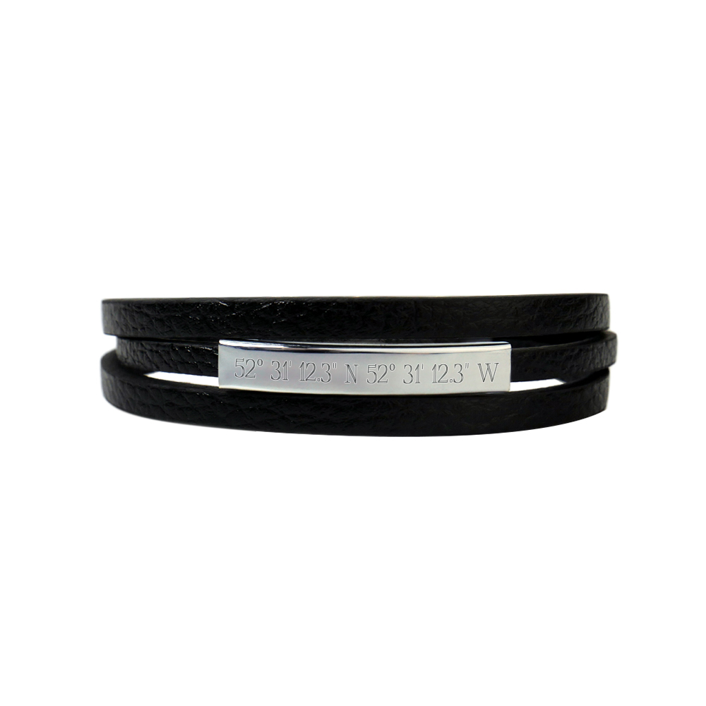 Herrenarmband mit Gravur - schwarzes Lederarmband mit Geokoordinaten