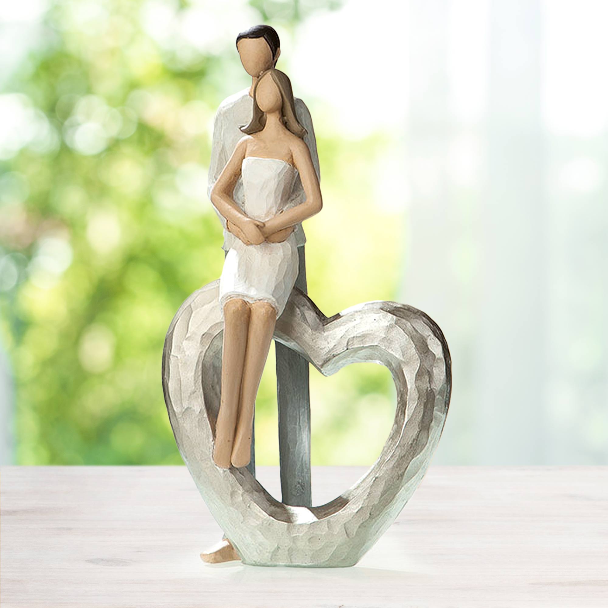 Liebespaar Statue - Herz Dekoration