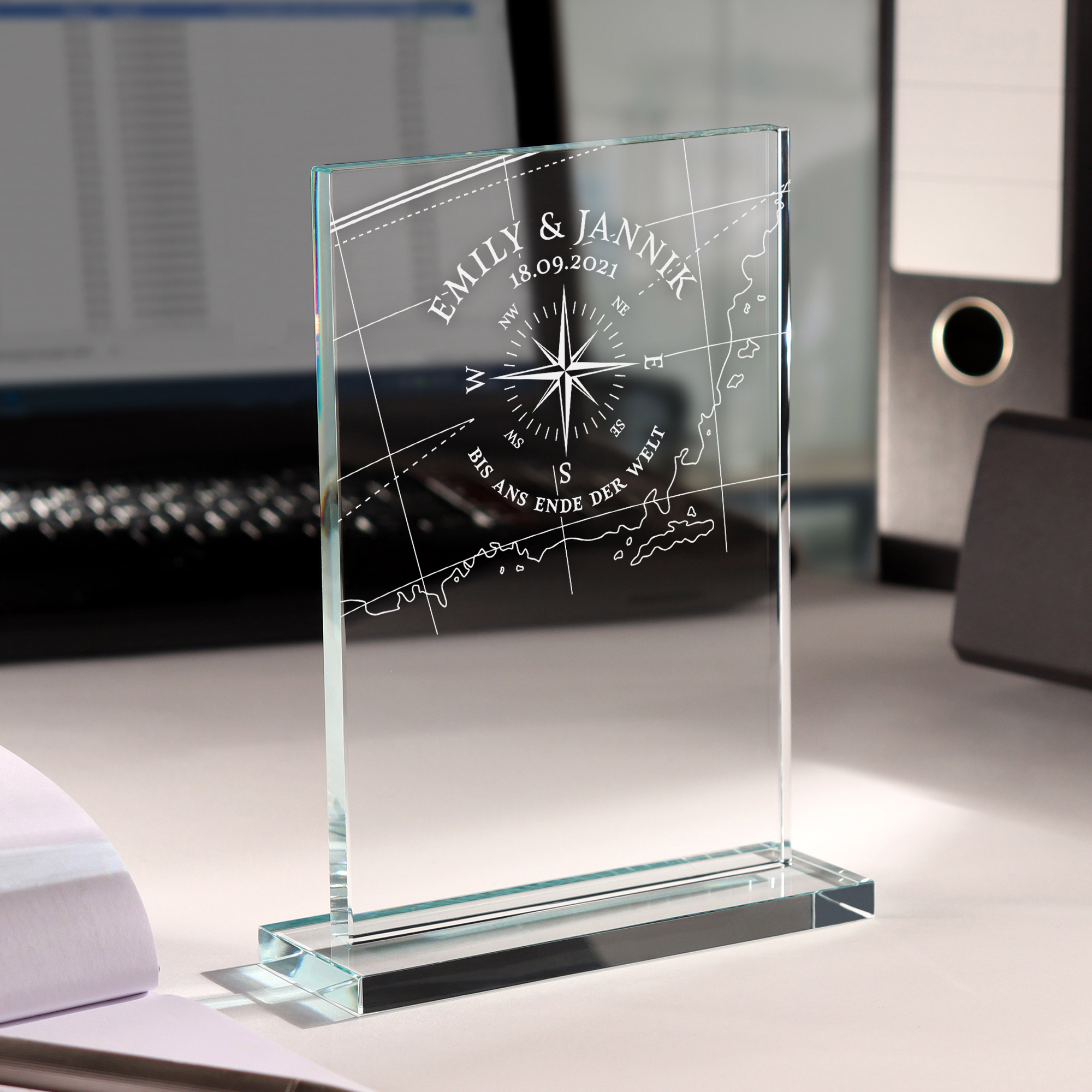 Gravierter Glaspokal Trophäe für Paare - Kompass 3