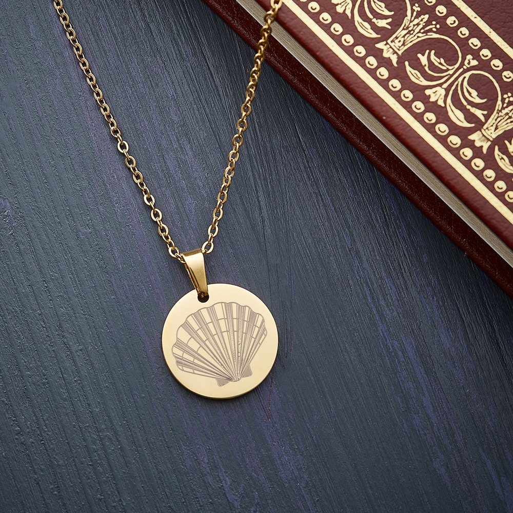 Kette mit Muschel-Anhänger - Edelstahl - Gold