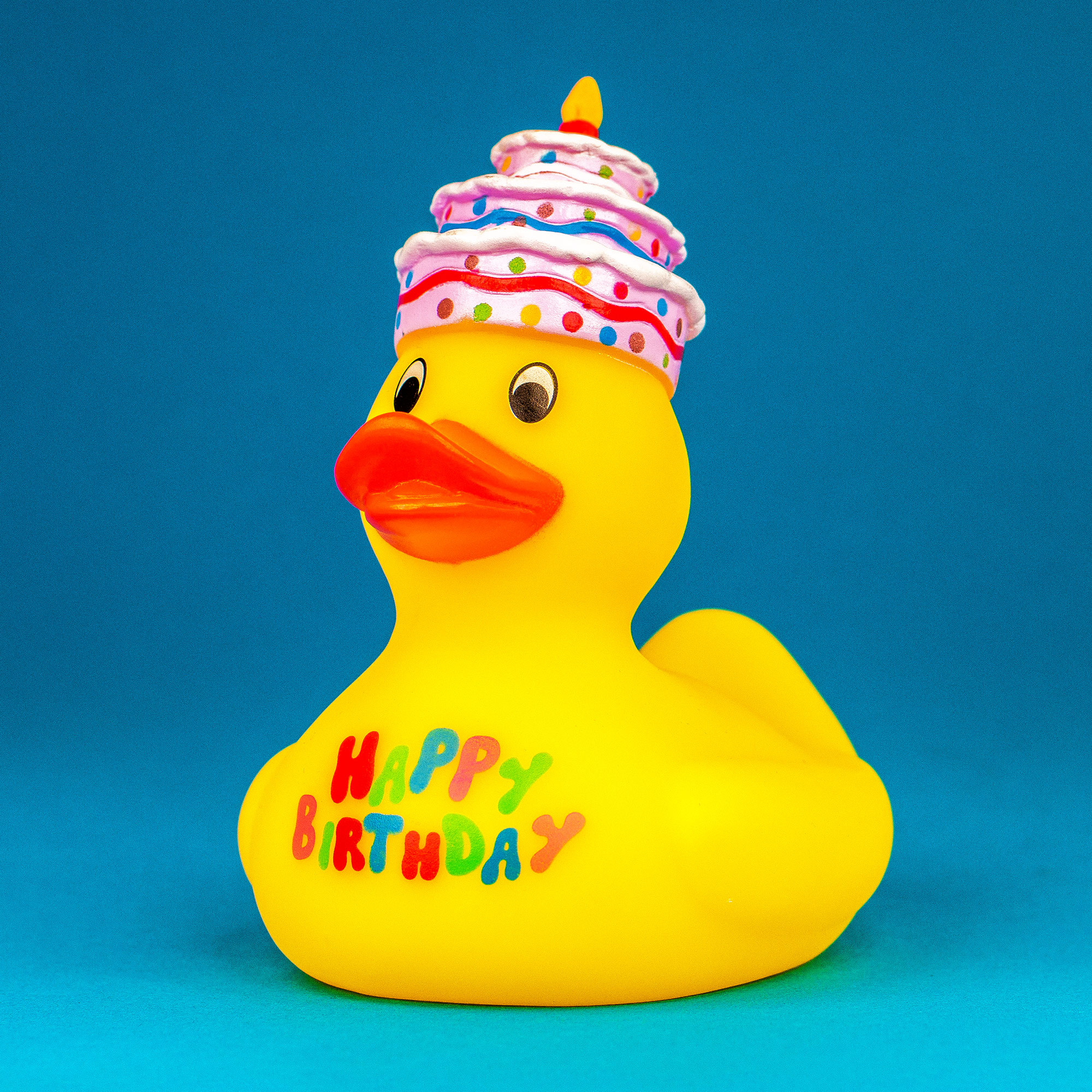 Quietscheente zum Geburtstag, Lustiges Quietscheentchen als Geburtstagsgeschenk, Badeente mit Schriftzug Happy Birthday, Gummiente für die Badewanne
