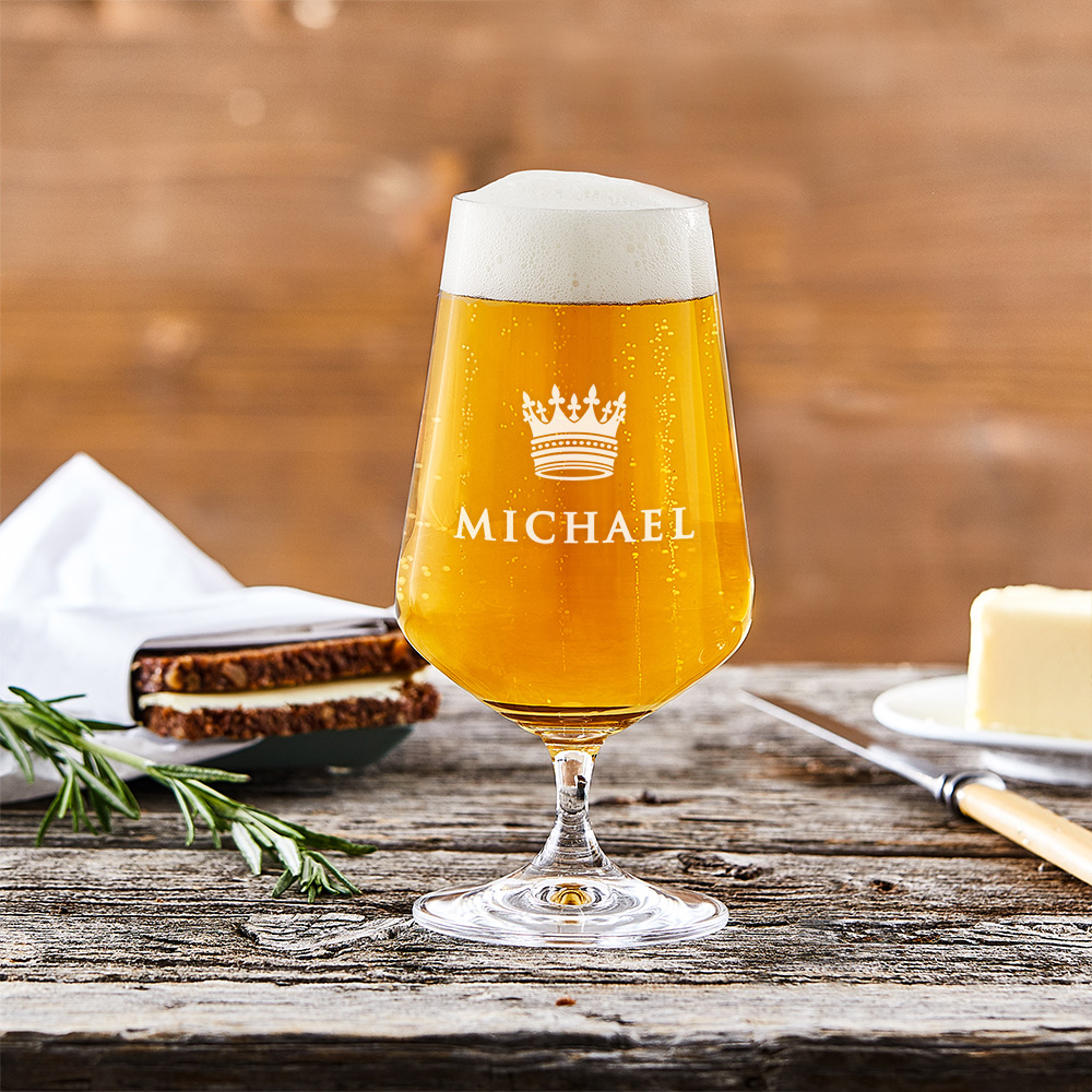 Pilsglas mit gravierter Krone - Bierglas Personalisiert