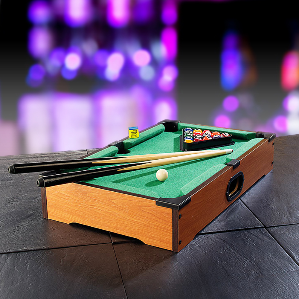 Kleines Billard-Set in Premiumqualität